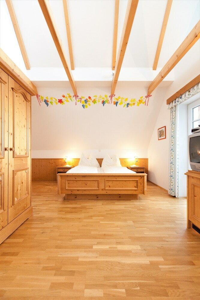 Pension Weingut Seiner Vlg. Kraxner