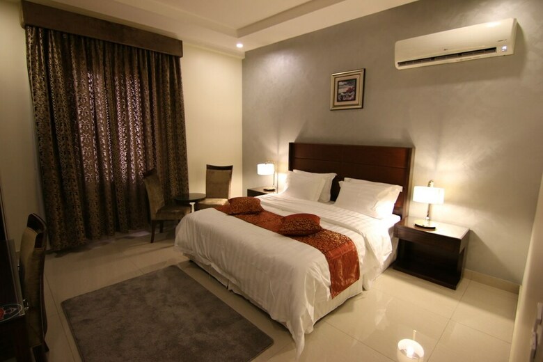 Hotel Alsamer Homes