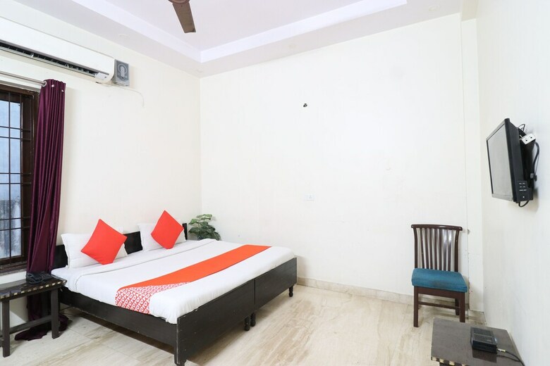Hotel Winsome Residency