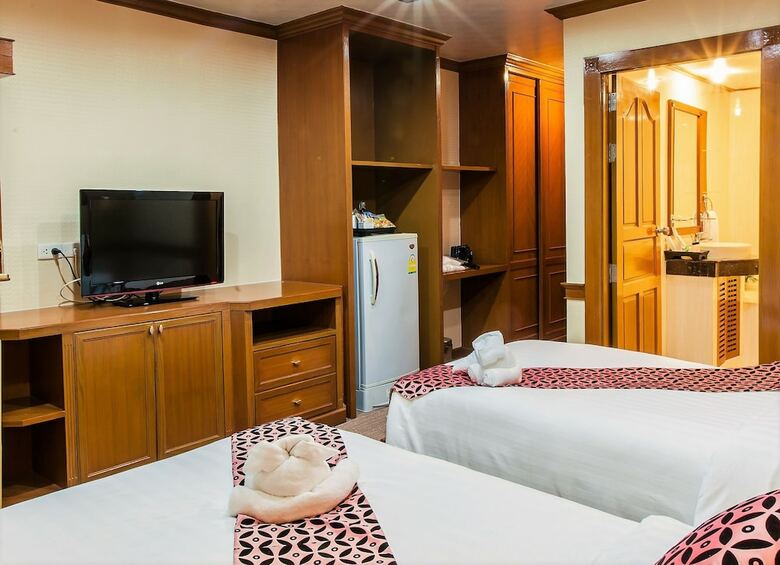 Oyo 796 Paradise Sukhumvit Hotel
