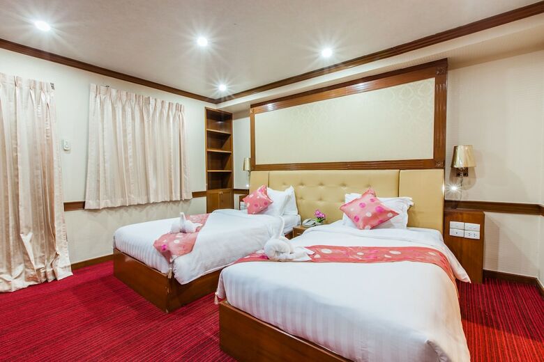 Oyo 796 Paradise Sukhumvit Hotel