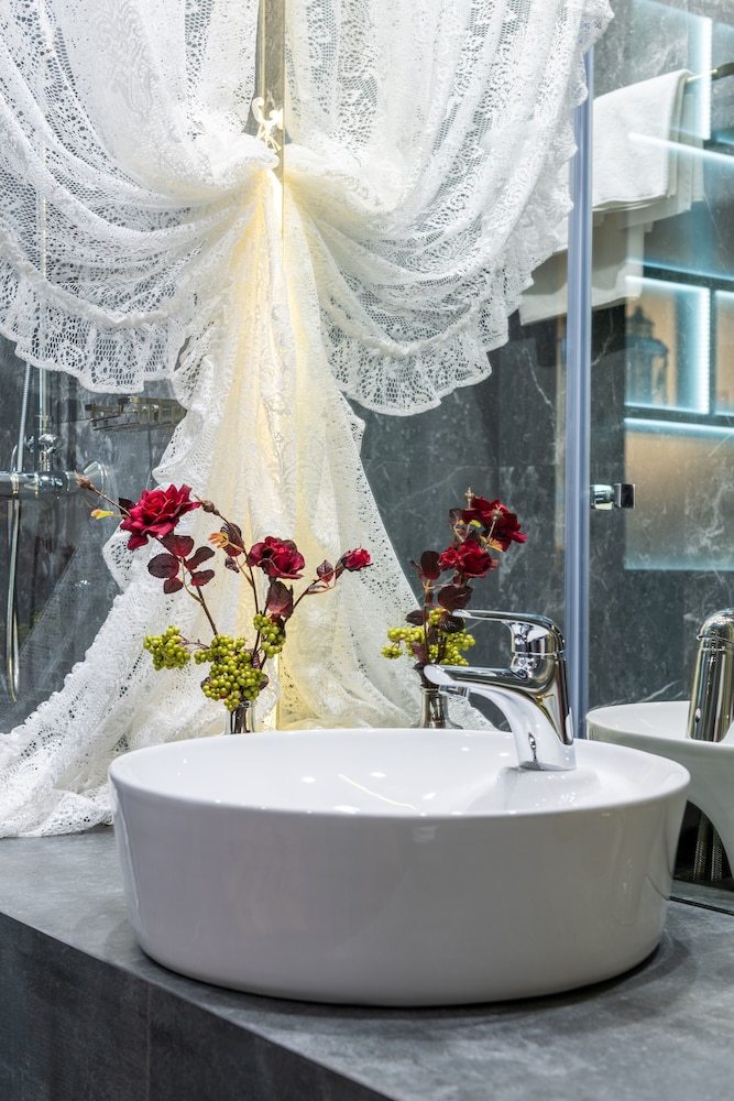 Mr. Grey Boutique Hotel