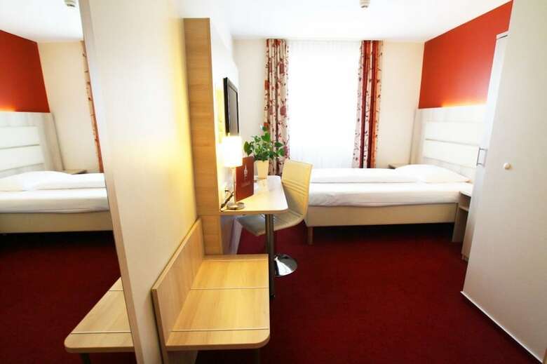 Hotel R�delheimer Hof - Am Wasserturm