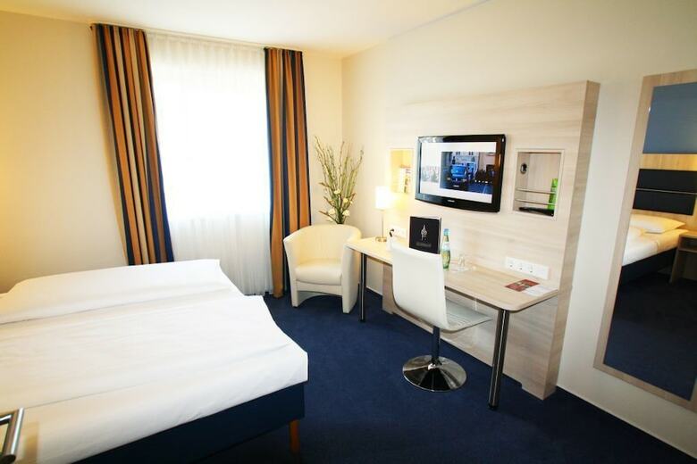 Hotel R�delheimer Hof - Am Wasserturm