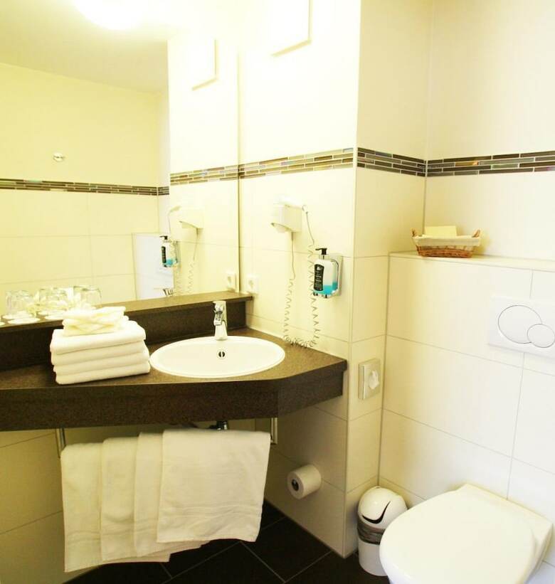 Hotel R�delheimer Hof - Am Wasserturm
