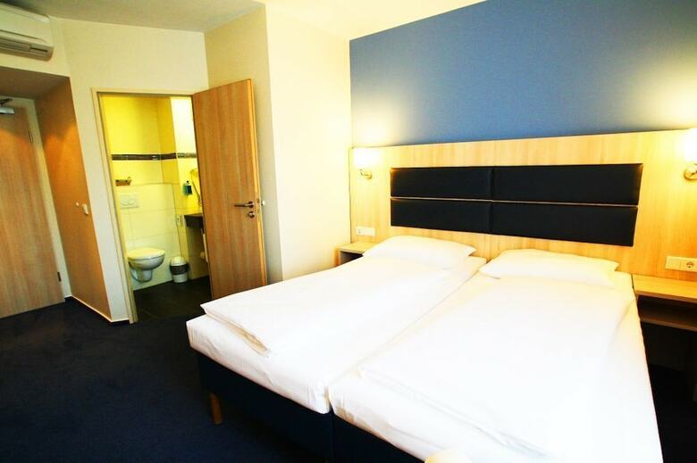 Hotel R�delheimer Hof - Am Wasserturm