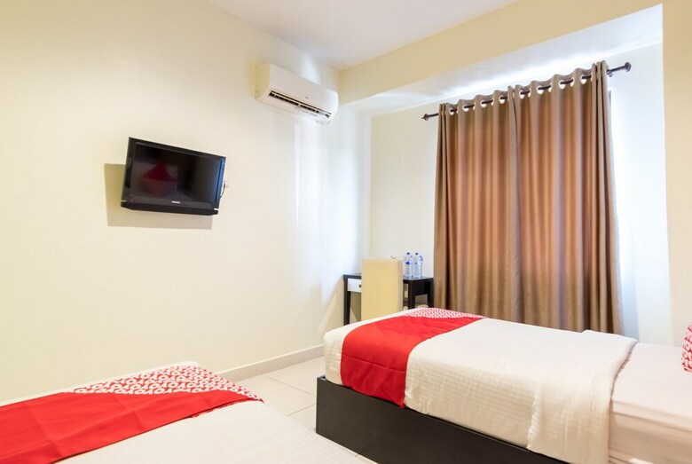 Oyo Flagship 1348 Hotel Home Anaya