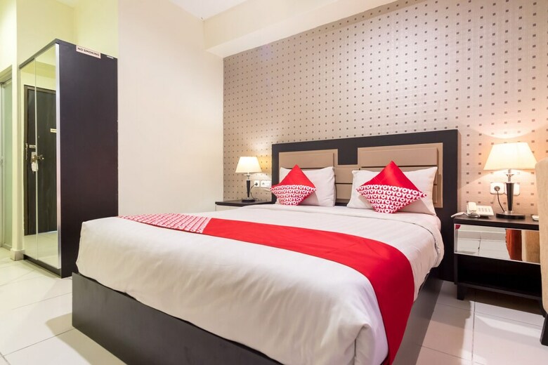 Oyo Flagship 1348 Hotel Home Anaya