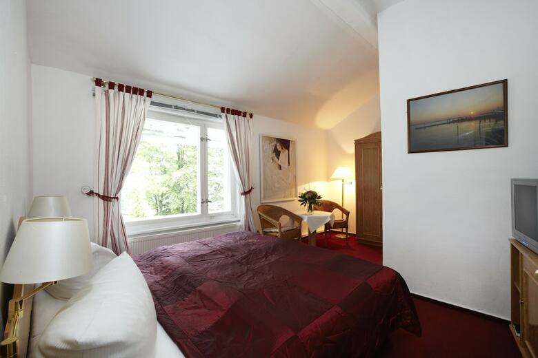 Hotel Wei�es Schlo�