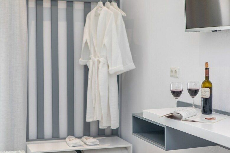 Hotel Crystal Mare Suites