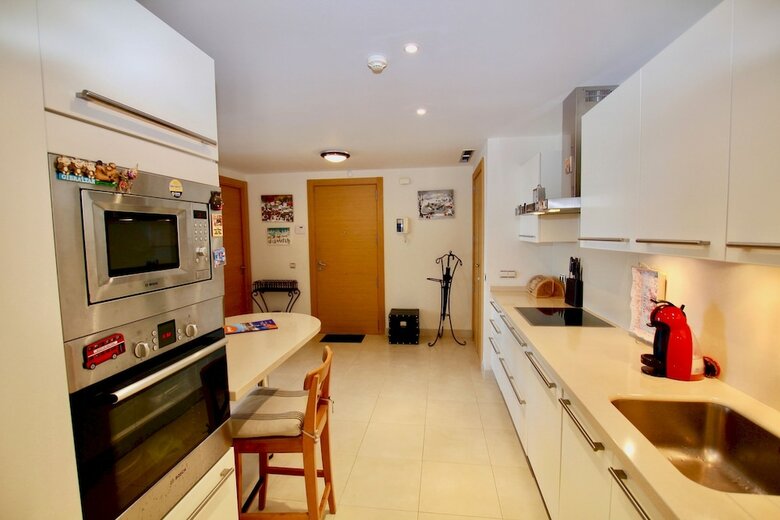 Samara 2 - Ultimate Seaview Apartment In Samara Resort, Heated Pool