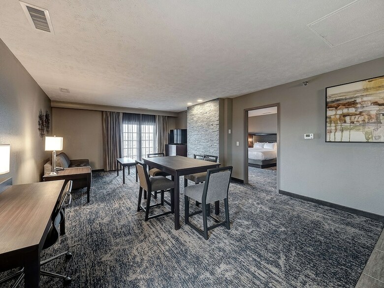 Doubletree By Hilton Hotel Bloomington