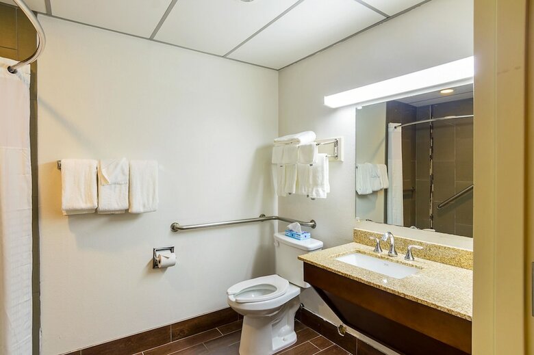 Hotel Comfort Suites Lubbock
