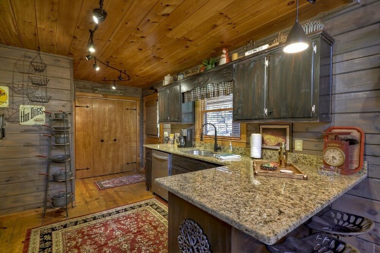 Cabana Bear Retreat