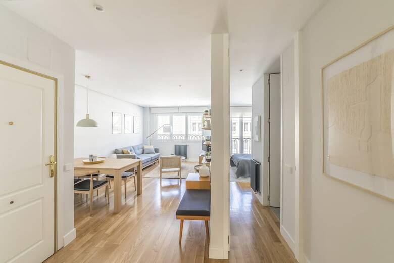 Apartamentos Sleep Nu�ez de Balboa By Stay
