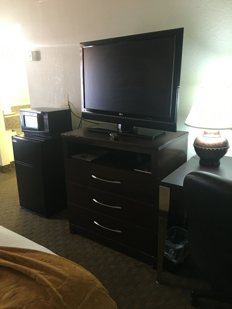 Hotel A Victory Inn - West Dearborn