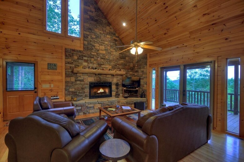 Cabana Oakawana Lodge