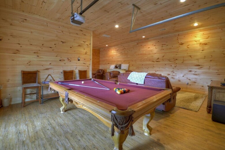 Cabana Oakawana Lodge