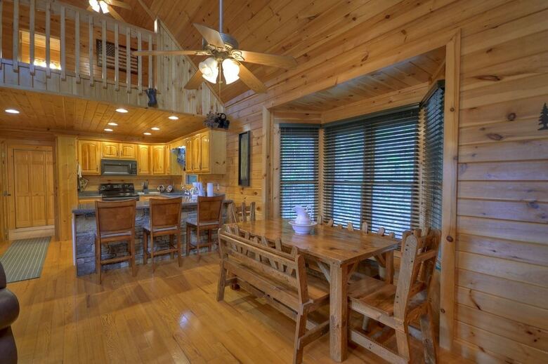 Cabana Oakawana Lodge