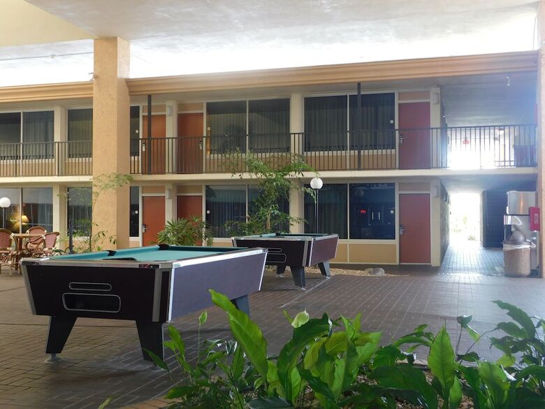 Hotel Ramada By Wyndham Kissimmee Gateway