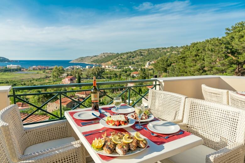 Aparthotel Ai Yannis Suites And Apartments Hotel