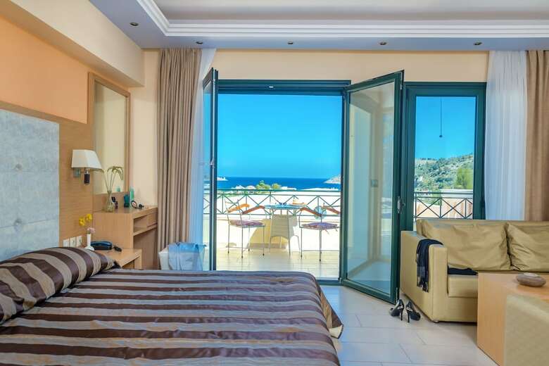 Aparthotel Ai Yannis Suites And Apartments Hotel