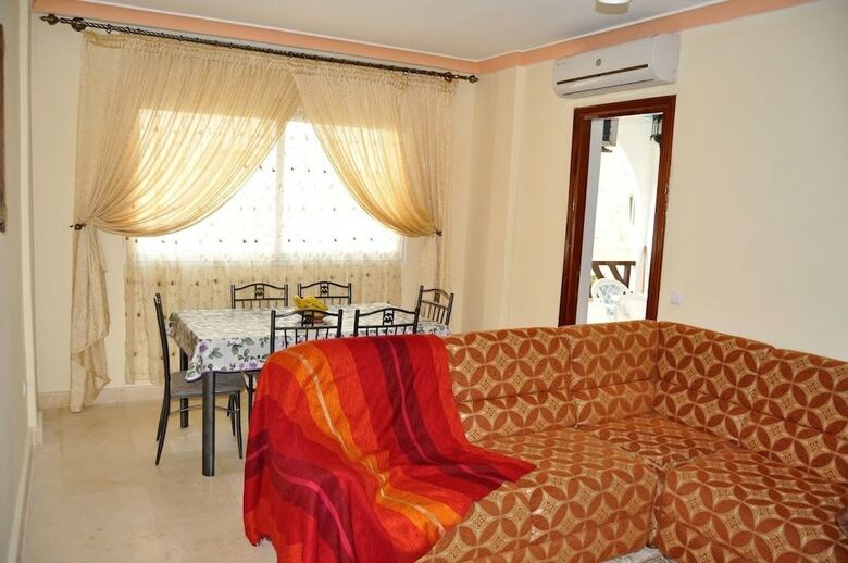 Apartamentos Puerto Marina N9