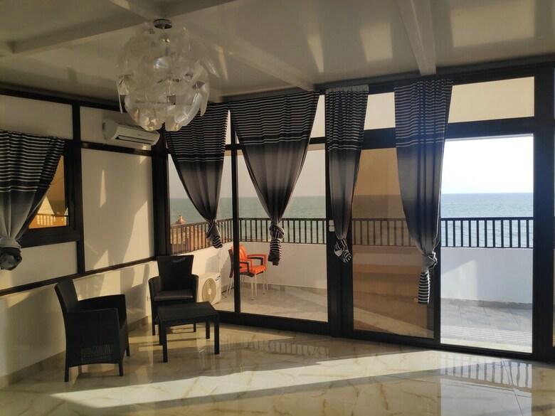 Hotel La R�sidence Latinaya