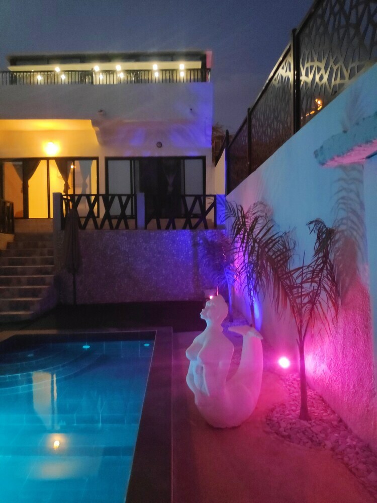 Hotel La R�sidence Latinaya