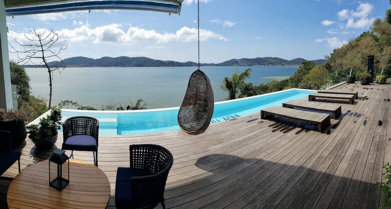 Casa Quatro Oito