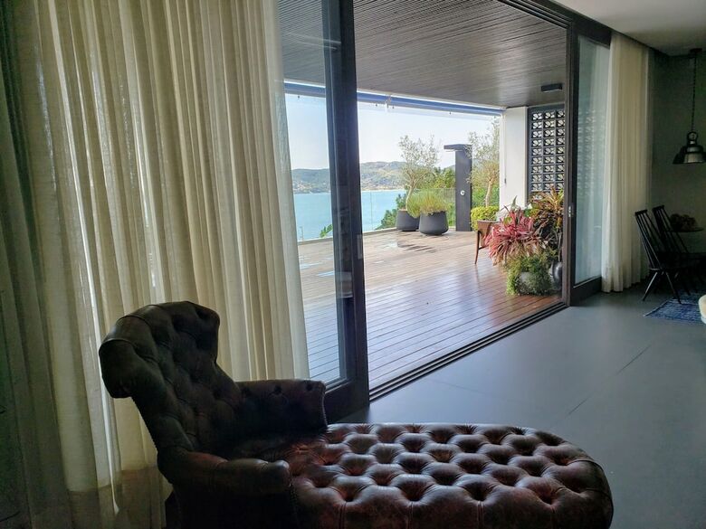 Casa Quatro Oito