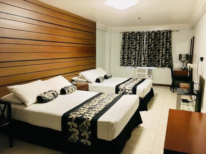 Hotel Jupiter Suites