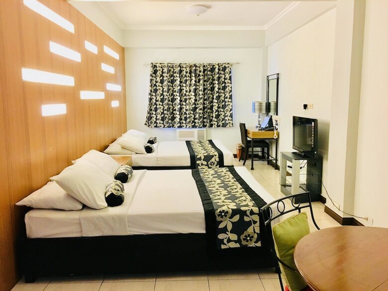 Hotel Jupiter Suites