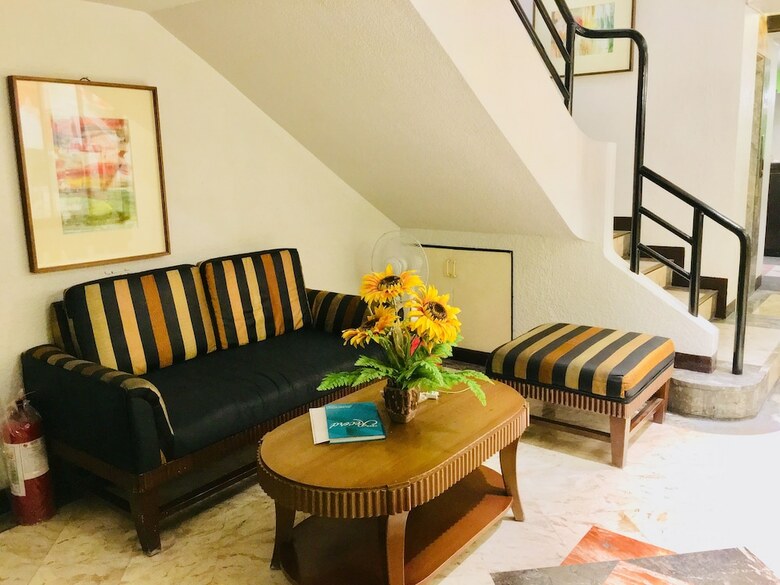 Hotel Jupiter Suites