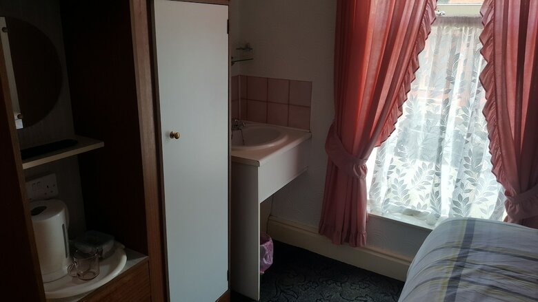 Hotel Gracelands Guest House