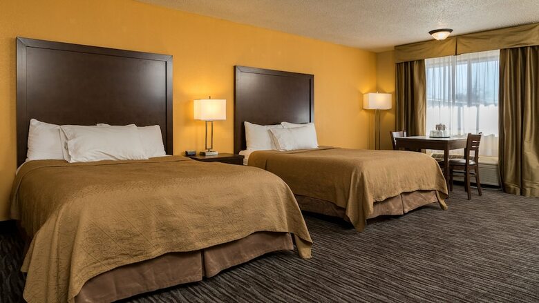 Cerulean Hotel, A Running Y Property