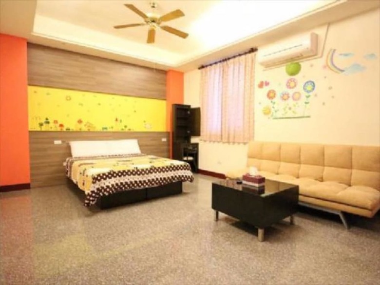 Bed & Breakfast Lulumi House