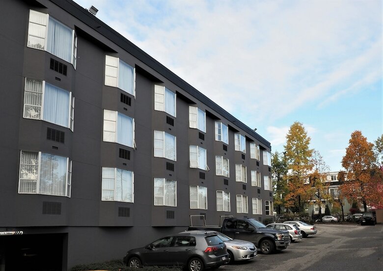 Coast Vancouver Airport Hotel