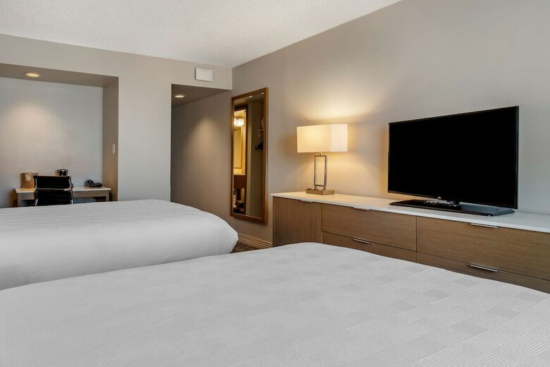 Coast Vancouver Airport Hotel