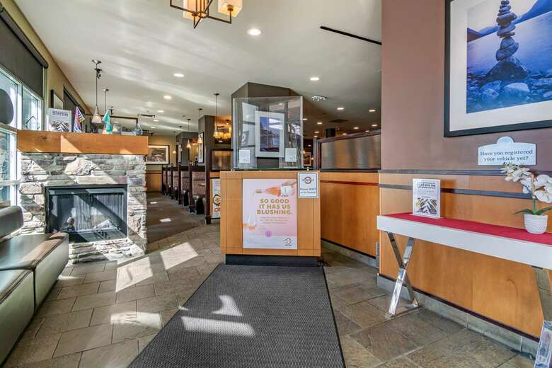 Coast Vancouver Airport Hotel