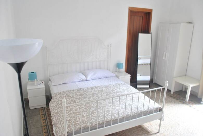 Hostal Sunrise Hostel & Rooms