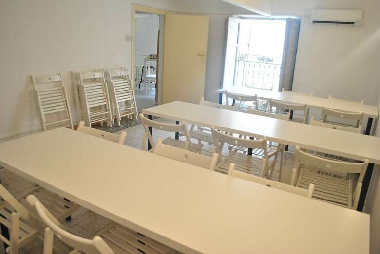 Hostal Sunrise Hostel & Rooms