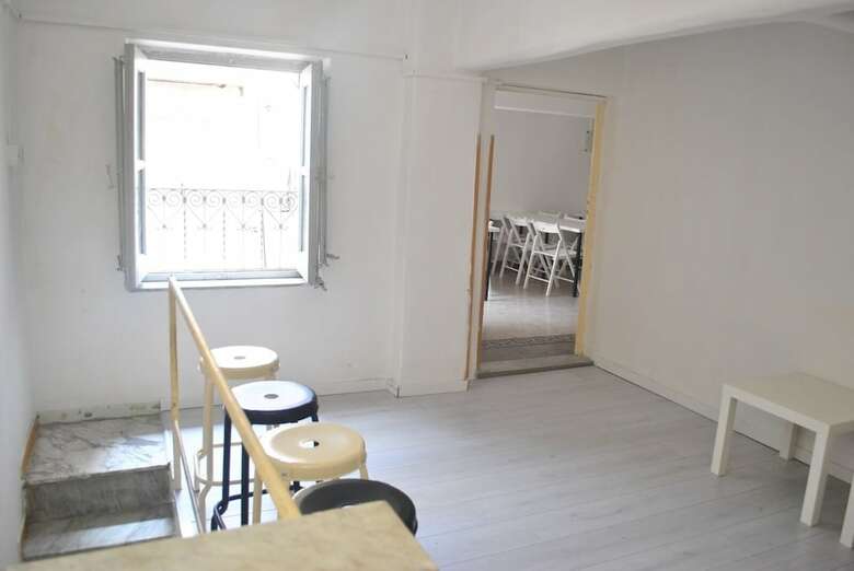 Hostal Sunrise Hostel & Rooms