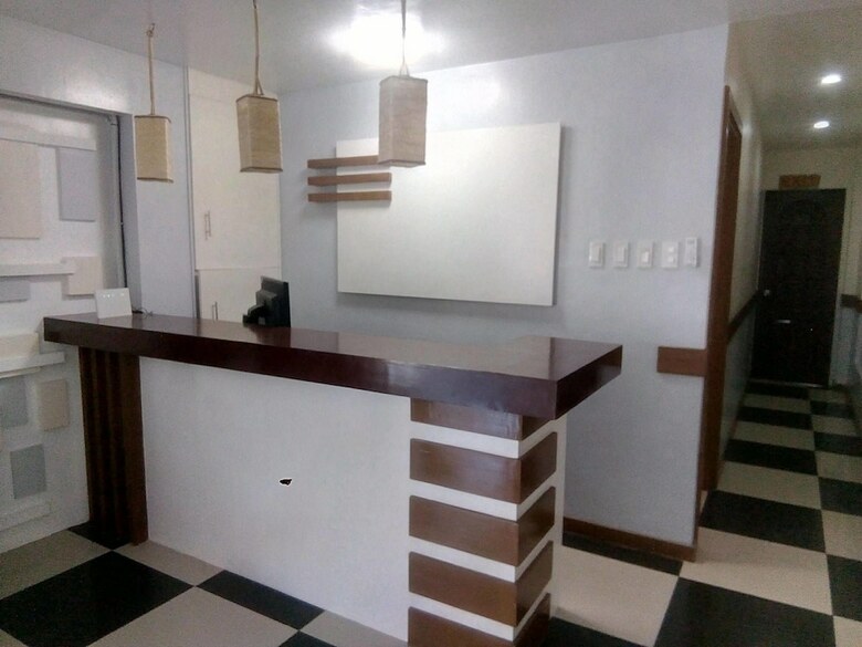 Fap Exzel Hotel And Ktv Bar