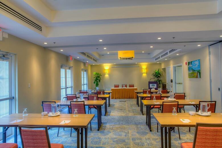 Hotel Courtyard By Marriott Bridgetown, Barbados