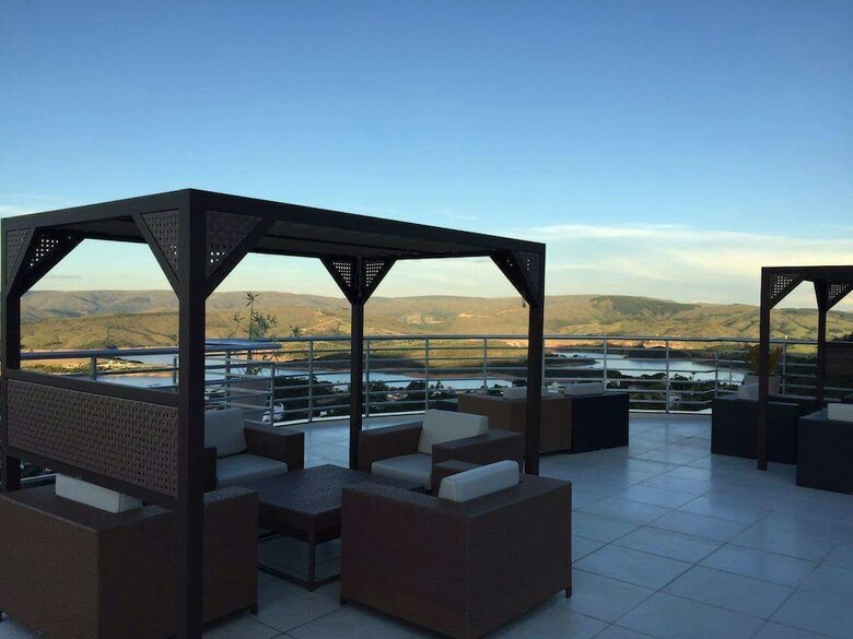 Casa No Mirante de Escarpas