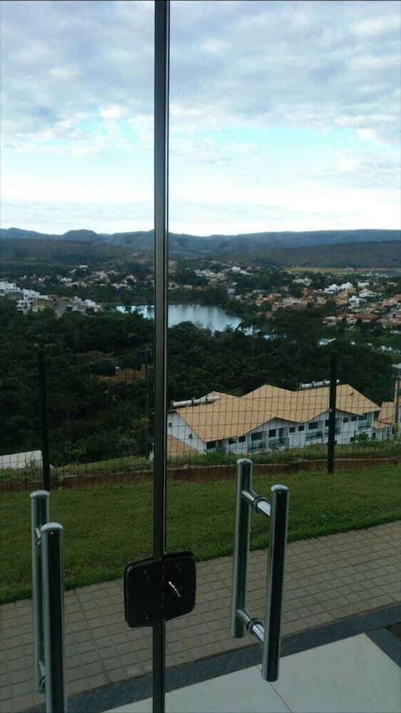 Casa No Mirante de Escarpas