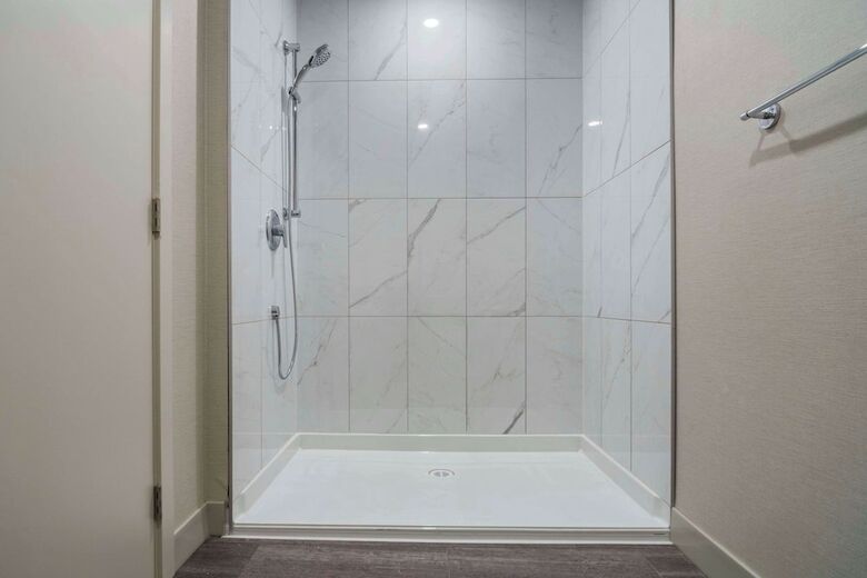 The Hue Hotel, Ascend Hotel Collection