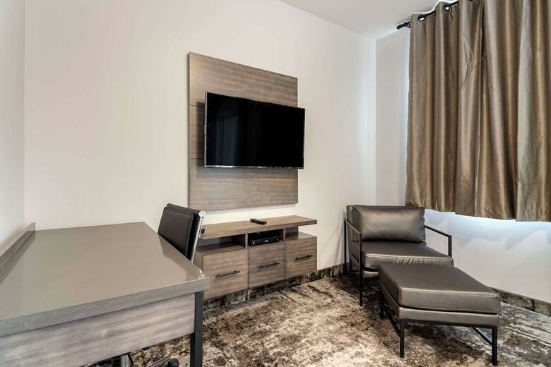 The Hue Hotel, Ascend Hotel Collection
