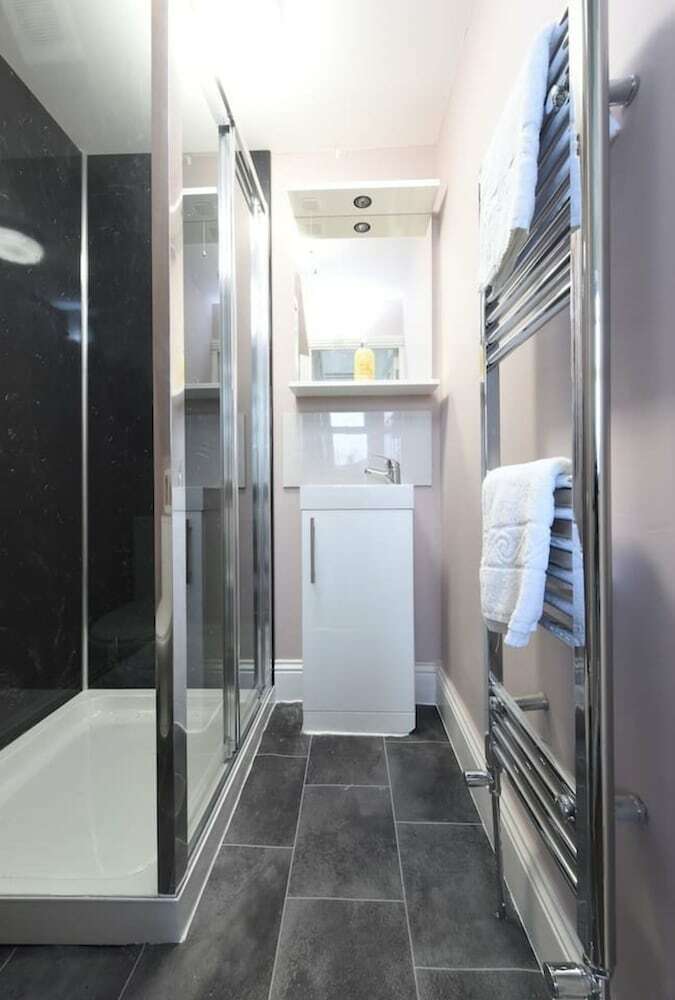 Meanwood Leeds Slp 19